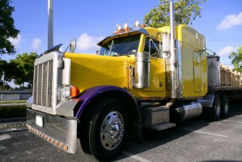 Bakersfield, Ventura, Kern County, CA Flatbed Truck Insurance